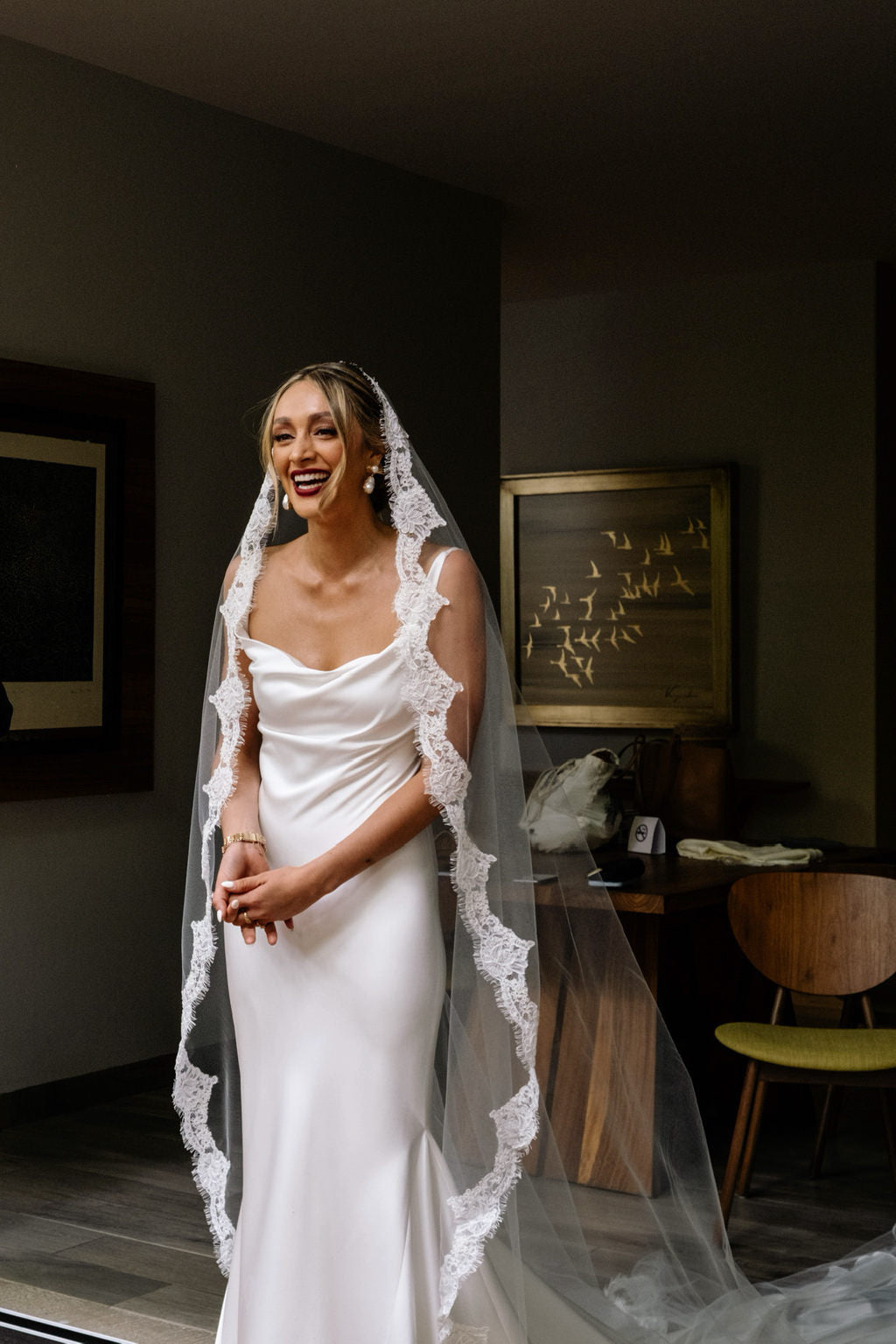 Luxury Wedding Veils / Ivory Lace Veil /lace Applique Cathedral Veils, Long  Bridal Veil, White Vail &vomb 