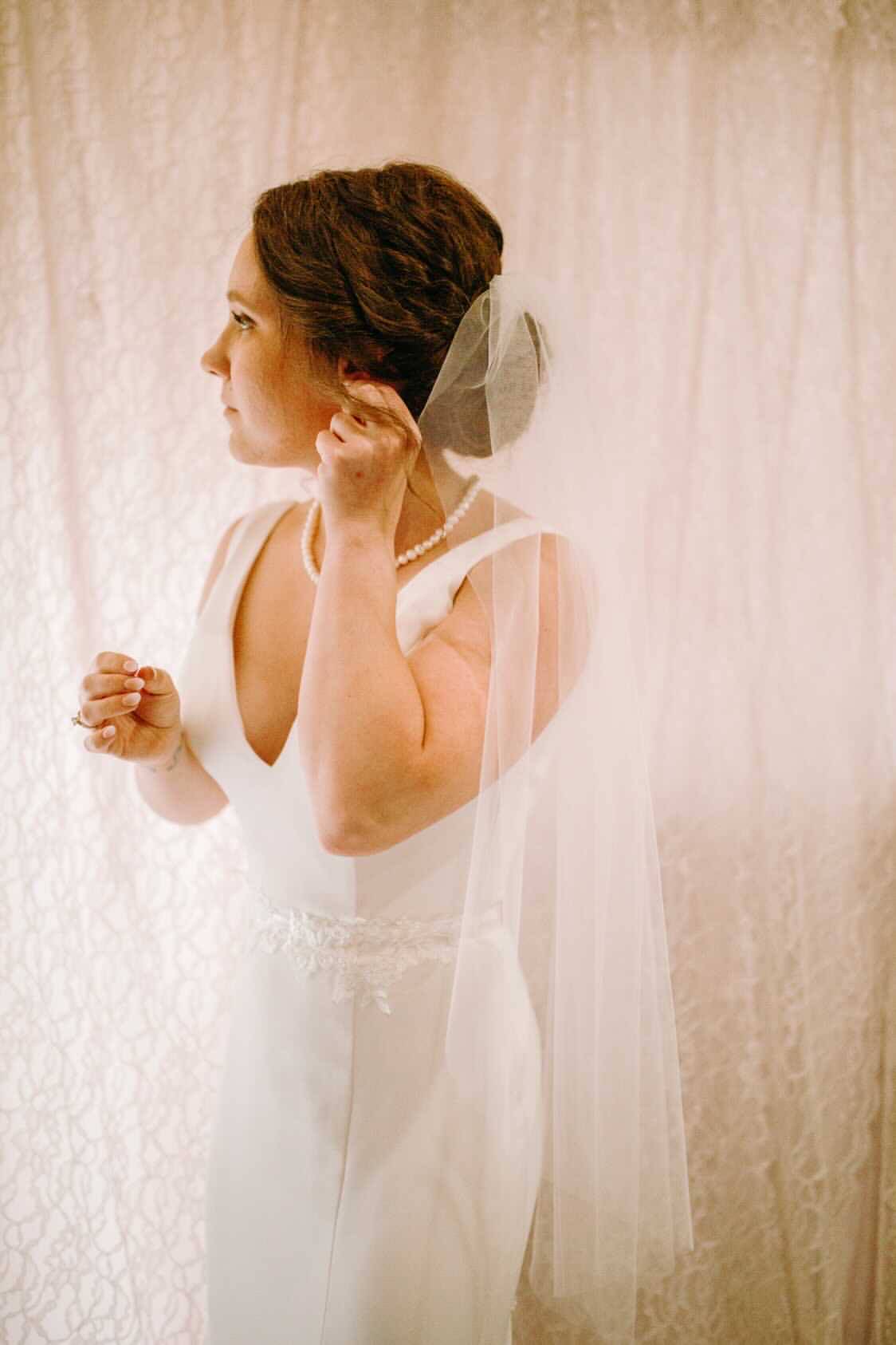 One Blushing Bride Lace Fingertip Wedding Veil, White / Off White / Ivory Bridal Veil Off White / Diamond / Fingertip 35-38 inch / No Beading