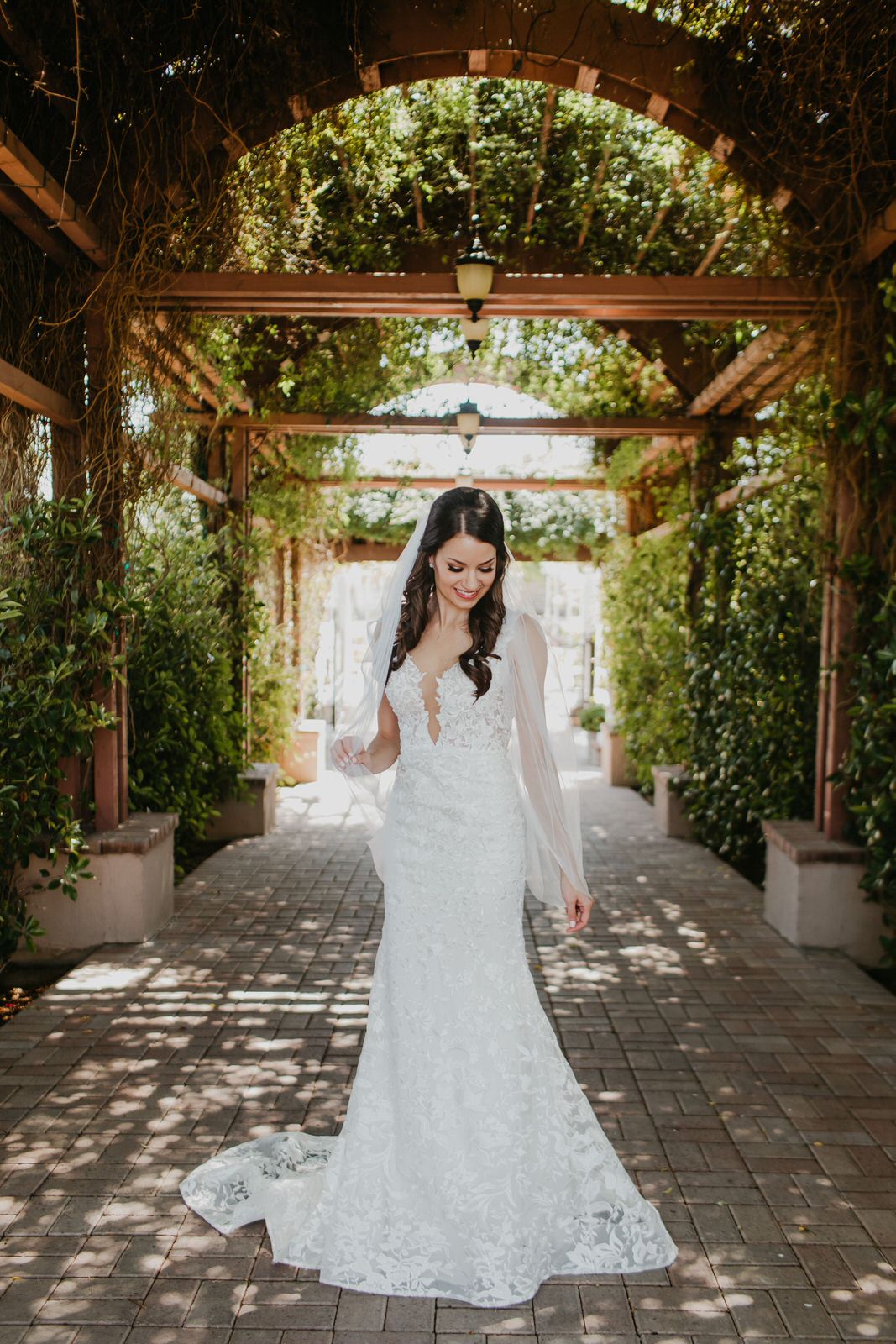 Wedding veil, lace edge - single selling layer soft tulle wedding veil, 43 inches, 110cm - ivory veil, 43