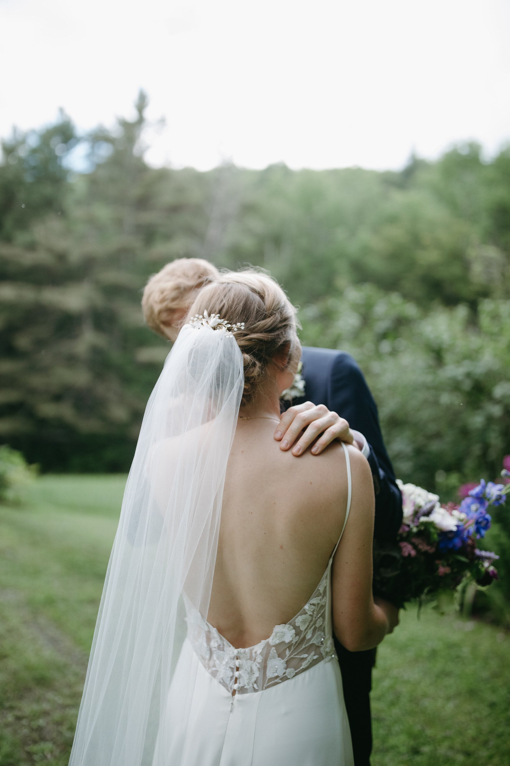 Plain on sale wedding veil