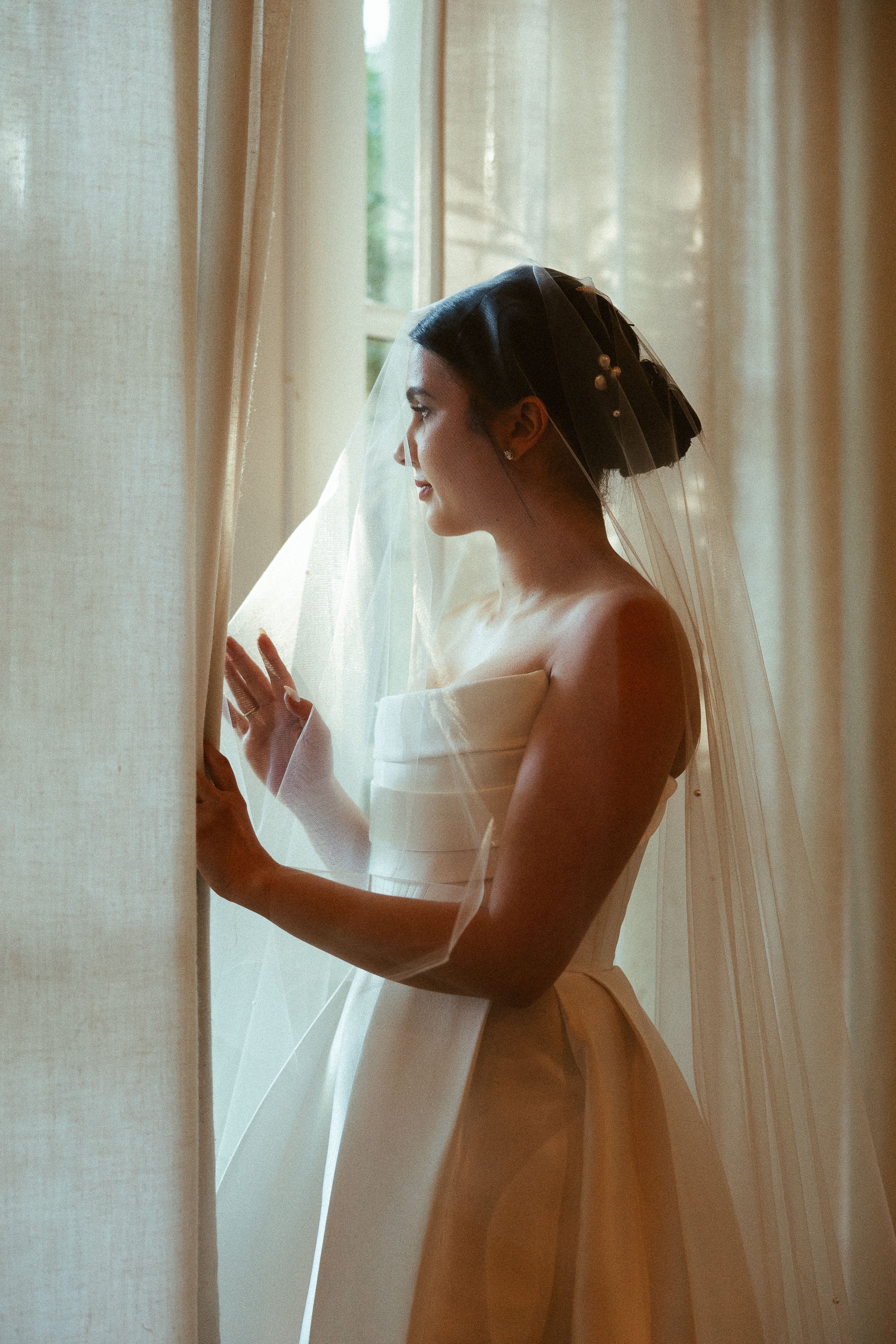 Wedding dress with veil over face sale